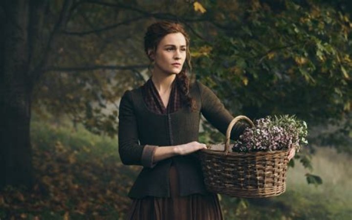 Sophie Skelton